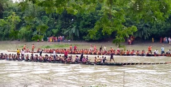 কুমার নদে নৌকাবাইচ অনুষ্ঠিত
