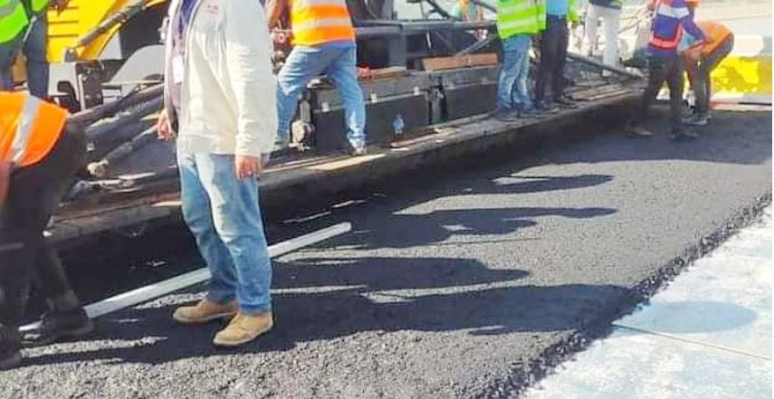 পদ্মা সেতুতে কার্পেটিং শুরু