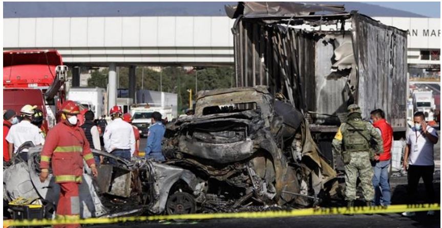 মেক্সিকোতে ট্রাক-গাড়ির সংঘর্ষে নিহত ১৯