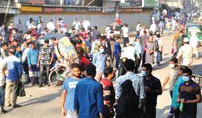 ধর্মঘটের দ্বিতীয় দিনেও কমলাপুরে উপচেপড়া ভিড়