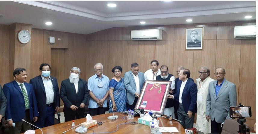 কারা পাকিস্তানকে সমর্থন করছে, পরীক্ষা-নিরীক্ষা করে ব্যবস্থা