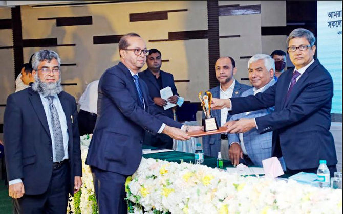 শীর্ষ করদাতার পুরস্কার পেল ইসলামী ব্যাংক