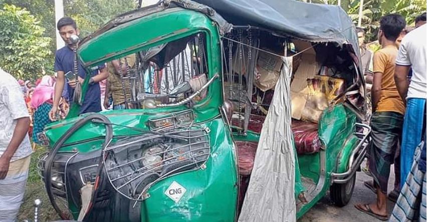 ময়মনসিংহে ট্রাক-সিএনজি সংঘর্ষে নিহত ২