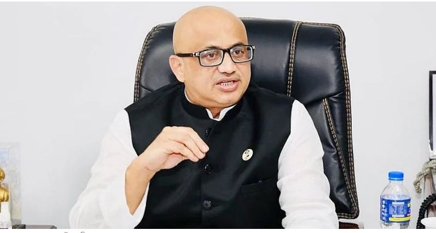 ব্যক্তিগত কারণ দেখিয়ে পদত্যাগ করছেন প্রতিমন্ত্রী মুরাদ