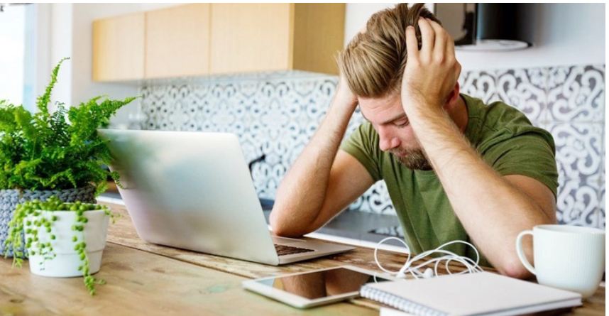 জুম মিটিংয়ে একসঙ্গে ৯০০ কর্মীকে বরখাস্ত