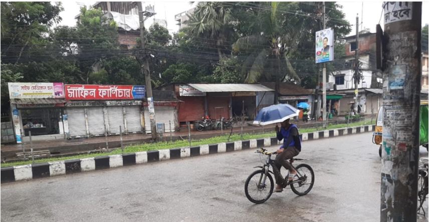 এবার বৃষ্টি থামলেই বাড়বে শীত