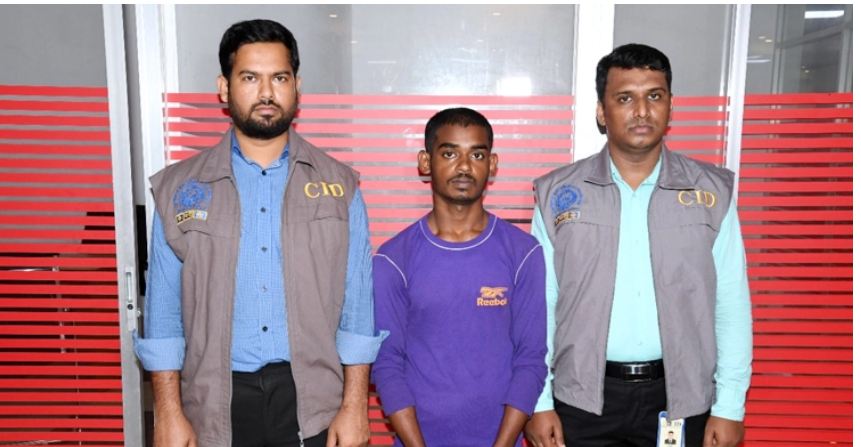 মোবাইল ফোনকে কেন্দ্র করে ওমান প্রবাসীকে কুপিয়ে হত্যা