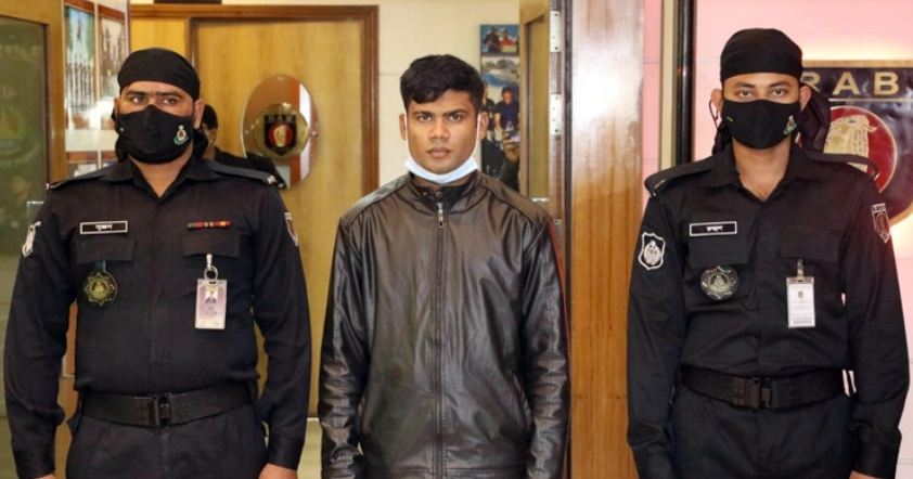 ২০১২ সাল থেকে চুরি-ছিনতাই-অপহরণে জড়িত টর্নেডো আশিক চক্র