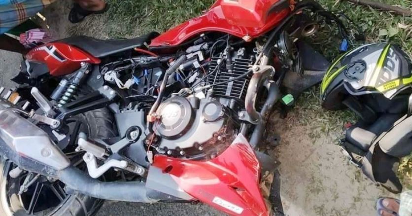 ত্রিশালে ট্রাকচাপায় স্বামী-স্ত্রী নিহত