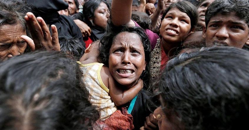 ফেসবুকের কাছে ১৫০ বিলিয়ন ডলার ক্ষতিপূরণ চায় রোহিঙ্গারা