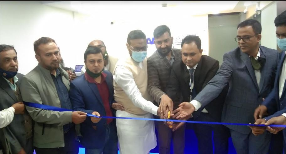 হিলিতে ঢাকা ব্যাংকের ১০৬ তম শাখার উদ্বোধন