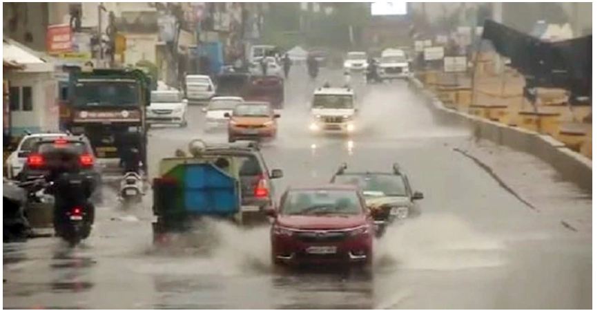 ঘূর্ণিঝড় জাওয়াদ: বৃষ্টি বেড়েছে পশ্চিমবঙ্গে, জলাবদ্ধতার শঙ্কা