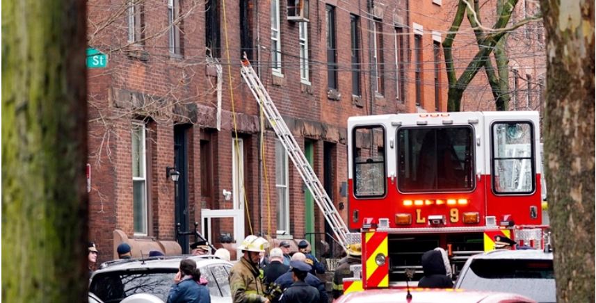 যুক্তরাষ্ট্রে বহুতল ভবনে আগুন, শিশুসহ নিহত ১৩