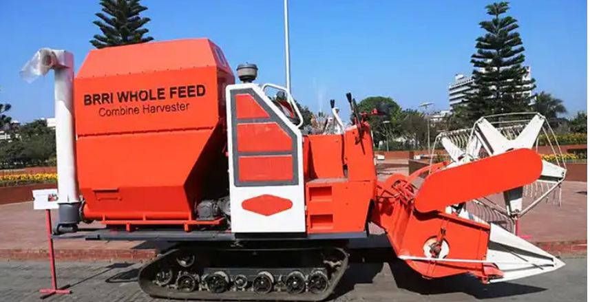 কম দামের ধান কাটার যন্ত্র তৈরি করলো ব্রি