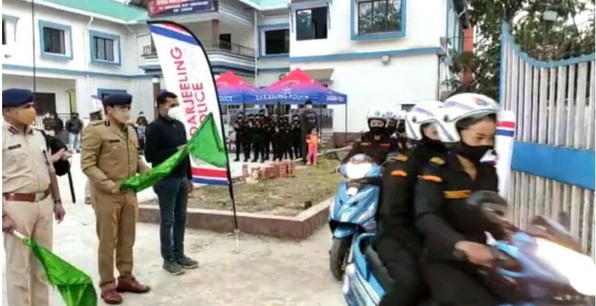 দার্জিলিংয়ে নারী পর্যটকদের নিরাপত্তায় থাকবে উইনার্স বাহিনী