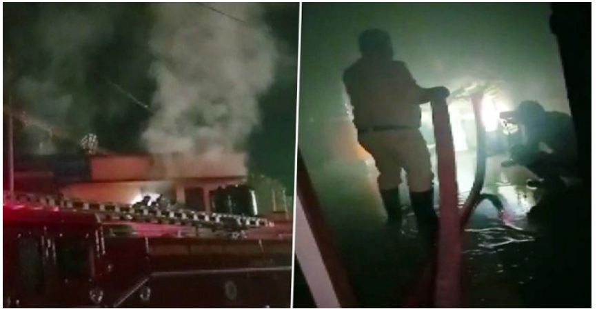 ঋণ না পেয়ে ব্যাংকে আগুন