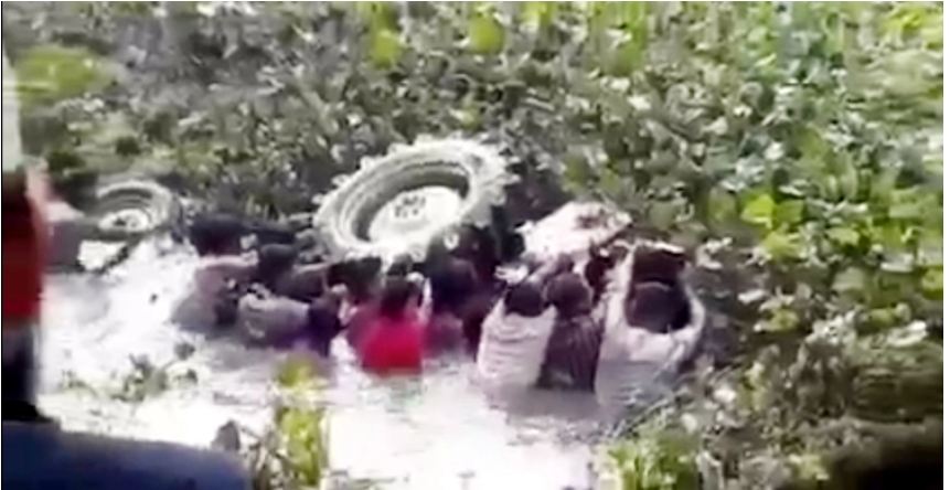 চাঁদপুরে ট্রাক্টরে বিআরটিসি বাসের ধাক্কা, নিহত ২