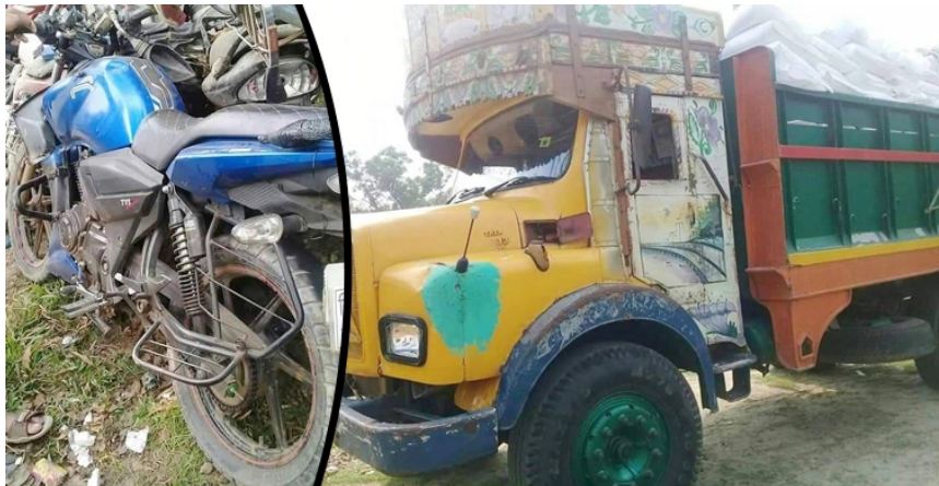 স্কুল থেকে মোটরসাইকেলে বাড়ি ফেরার পথে ট্রাকচাপায় ৩ ছাত্র নিহত