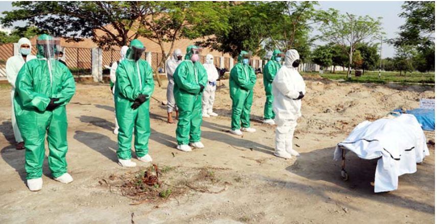 দেশে করোনায় ২৪ ঘন্টায় ৩১ জনের মৃত্যু, শনাক্ত ১৩৫০১