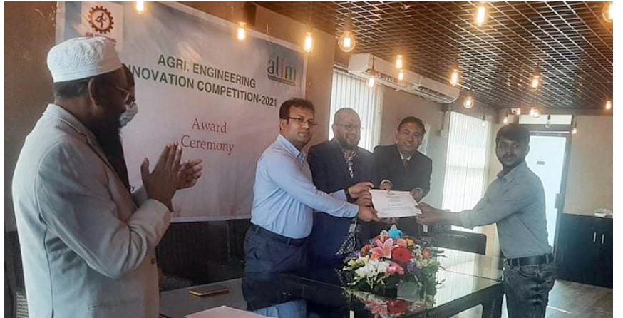 শস্য শুকানোর আইডিয়া দিয়ে প্রথম হলেন শামসুজ্জামান