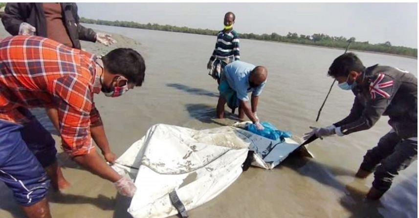 বঙ্গোপসাগরে ভেসে উঠলো আরও দুই জেলের মরদেহ