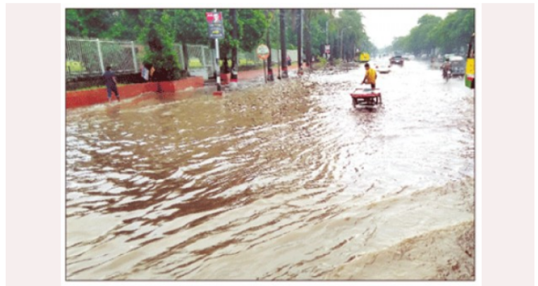 অশনি দুর্বল হয়ে পড়ছে সারাদেশে প্রবল বৃষ্টি
