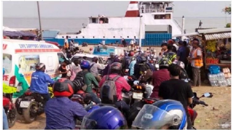 ‘অশনি’র প্রভাবে কমেছে, চাপ বেড়েছে ফেরিতে