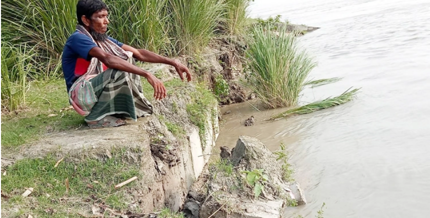 ধুনটে যমুনা নদীর তীর রক্ষা বাঁধে ভাঙন