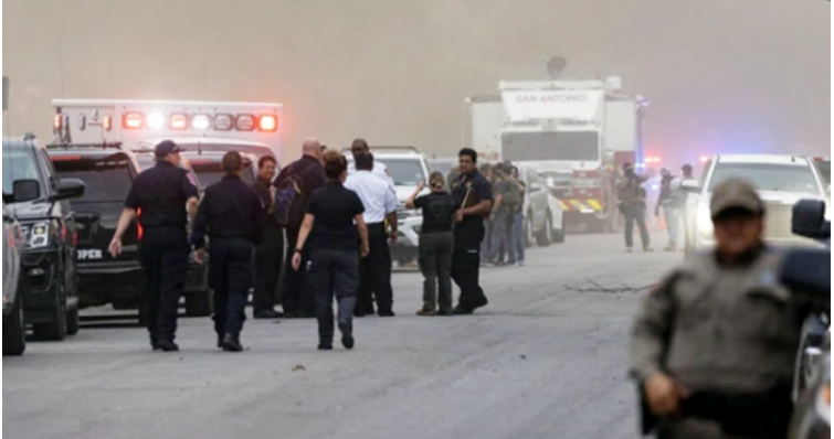 স্কুলে বন্দুকধারীর হামলা ১৮ শিশুসহ নিহত ২১