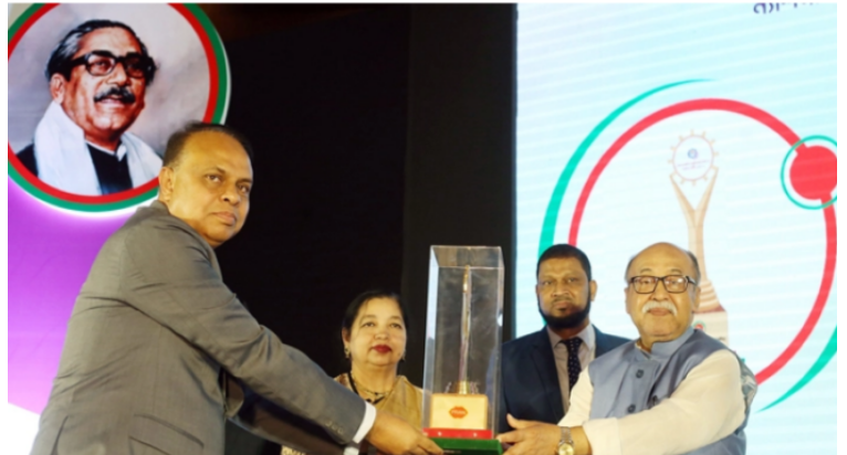 জাতীয় উৎপাদনশীলতা পুরস্কার পেলো প্রাণ