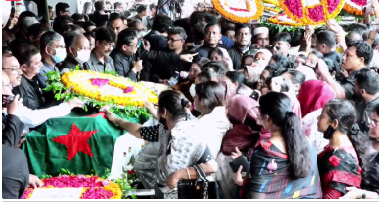 শহীদ মিনারে সর্বজনের শ্রদ্ধায় সিক্ত নির্মল রঞ্জন গুহ