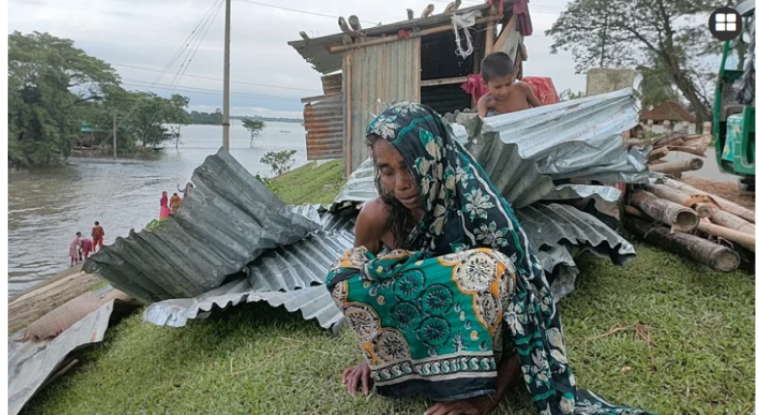 সিলেট ও সুনামগঞ্জে বন্যা: ৬০ হাজার প্রসূতি ও বহু শিশু দুর্ভোগে