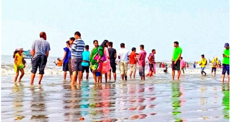 কুয়াকাটায় অগ্রিম হোটেল বুকিংয়ের হিড়িক