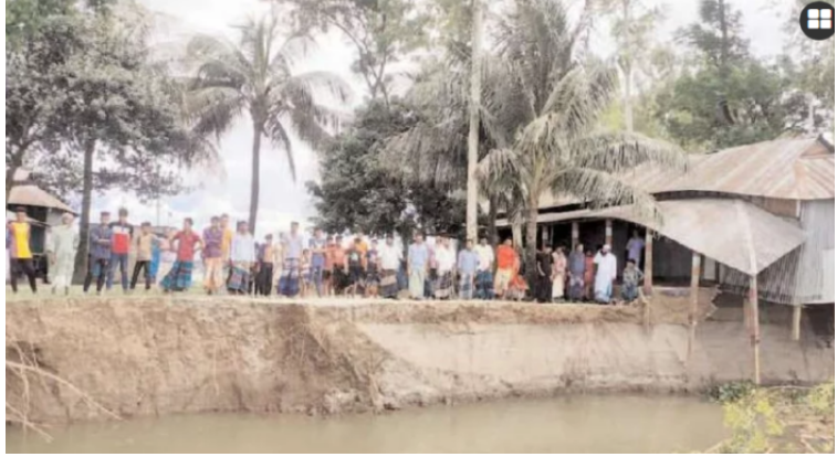 রায়পুরায় মেঘনার ব্যাপক ভাঙন