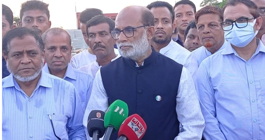 বীর মুক্তিযোদ্বা আব্দুর রশিদ সড়কের নাম ফলক উম্মোচন