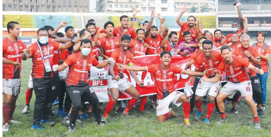 ইতিহাস গড়ে হ্যাটট্রিক চ্যাম্পিয়ন বসুন্ধরা কিংস