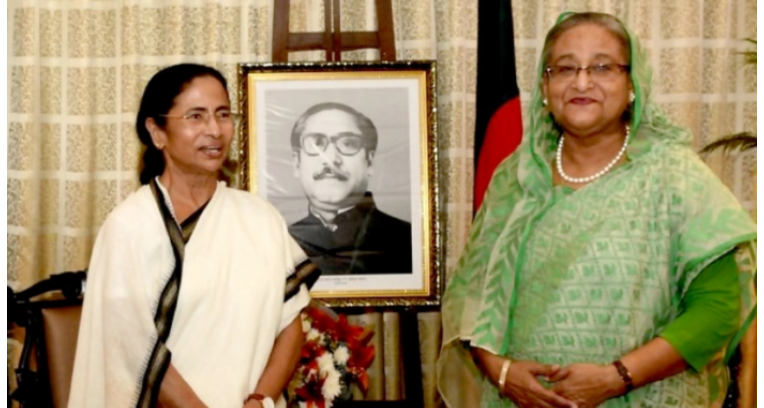 পদ্মা সেতু দেখতে মমতাকে আমন্ত্রণ শেখ হাসিনার