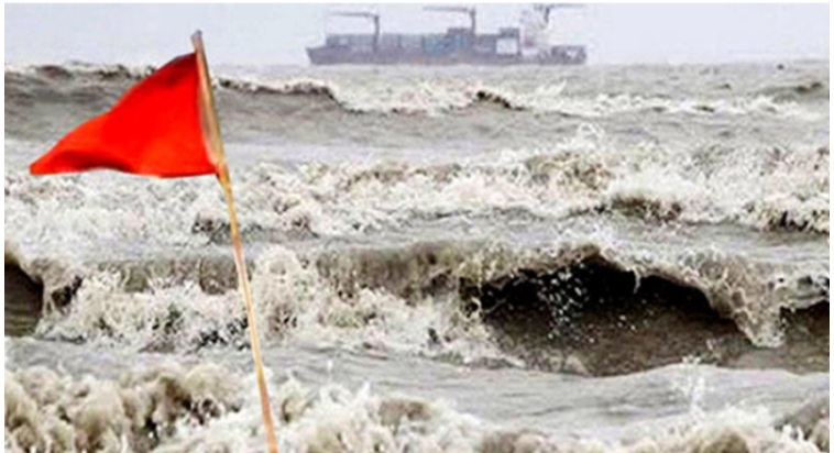 সাগরে লঘুচাপ, সমুদ্রবন্দরে ৩ নম্বর সতর্ক সংকেত