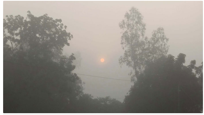 ঠাকুরগাঁওয়ে শীতের আগমন, কুয়াশায় ঢাকা পড়ছে চারদিক