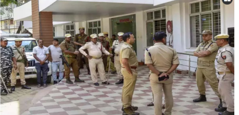 ভারতের আসামে ১৭ বাংলাদেশিসহ আটক ২৭