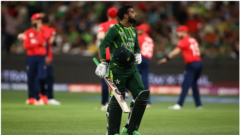 ইতিহাস বদলে দিতে ইংল্যান্ডের লক্ষ্য ১৩৮