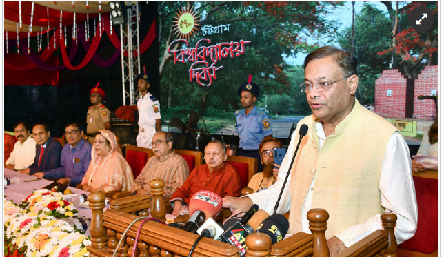 সেই বেড়ার বাইরে আমরা যেতে পারতাম না: তথ্যমন্ত্রী