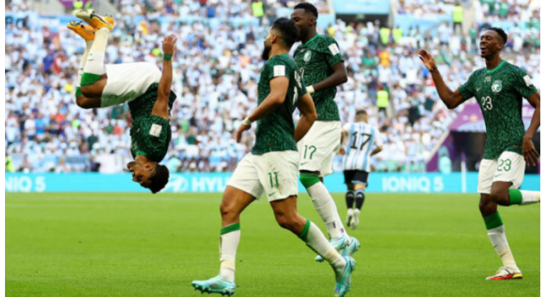 আর্জেন্টিনাকে হারিয়ে বিশ্বকাপে বড় অঘটন সৌদি আরবের