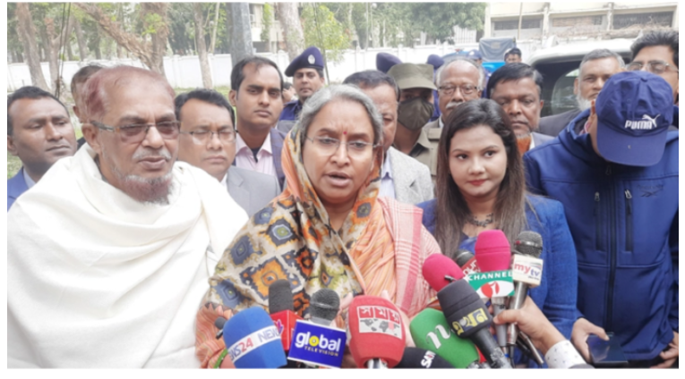 রং কিছুটা ভিন্ন হলেও বইয়ের কাগজের মান খারাপ নয়: শিক্ষামন্ত্রী