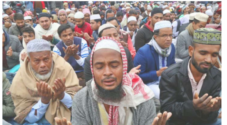 আখেরি মোনাজাতের মাধ্যমে শেষ হলো বিশ্ব ইজতেমার প্রথম পর্ব