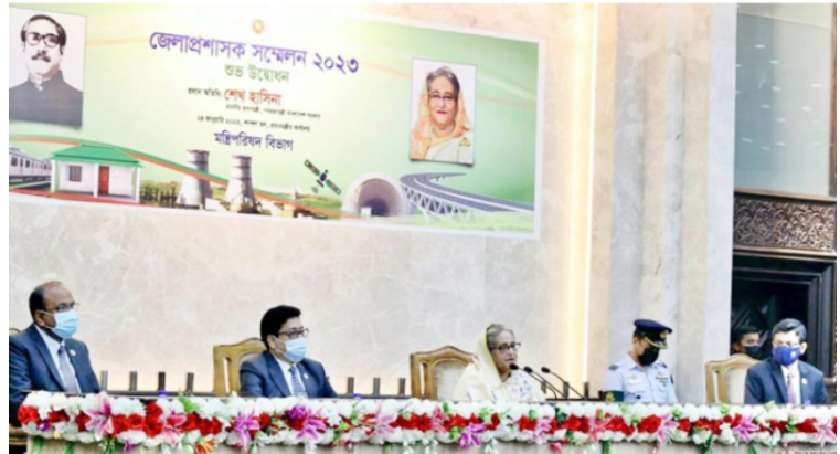 ডিসিদের ২৫ দফা নির্দেশনা দিলেন প্রধানমন্ত্রী