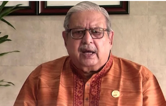 দালালচক্রের বিরুদ্ধে ডিসিদের সোচ্চার ভূমিকা চান প্রবাসীকল্যাণ মন্ত্রী