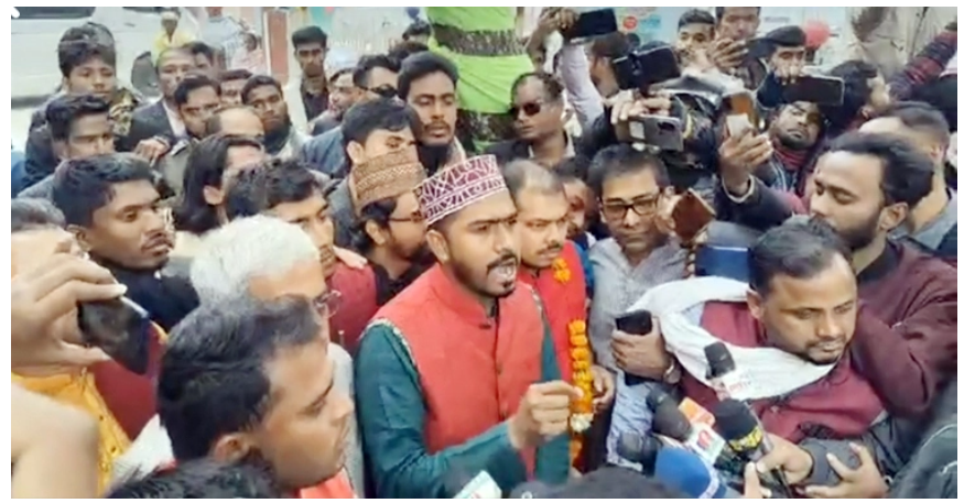 ইভিএম থেকে সরে আসা সরকারের ইতিবাচক পদক্ষেপ: নুর