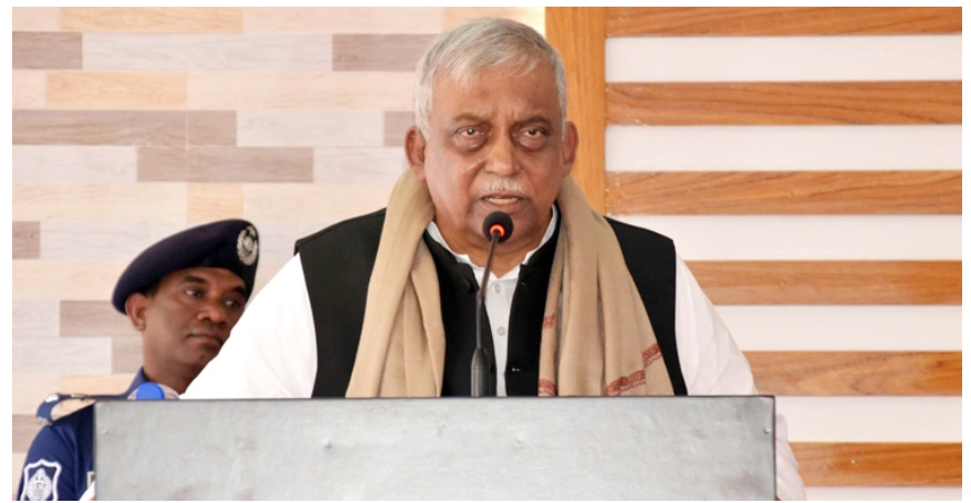 পুলিশ বীরত্বের সঙ্গে কাজ করায় দুর্বার গতিতে এগিয়ে যাচ্ছে দেশ