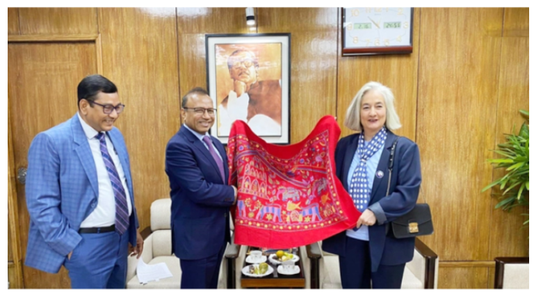 উন্নয়নের অগ্রযাত্রায় অংশীদারত্ব বাড়াতে ফ্রান্সের প্রতি আহ্বান